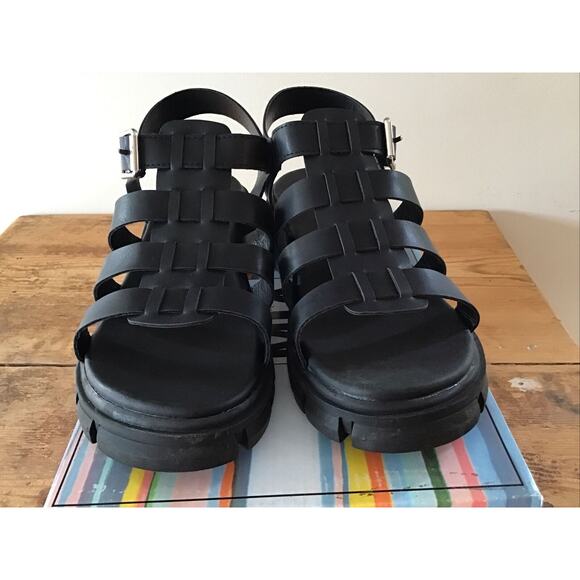 MIA Kids Girls 4 M Black Havian Malta Leather Strap Buckle/Self Closure NIB - Picture 8 of 8